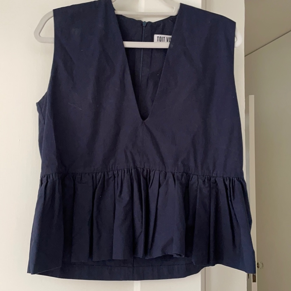 Peplum navy v neck sleeveless